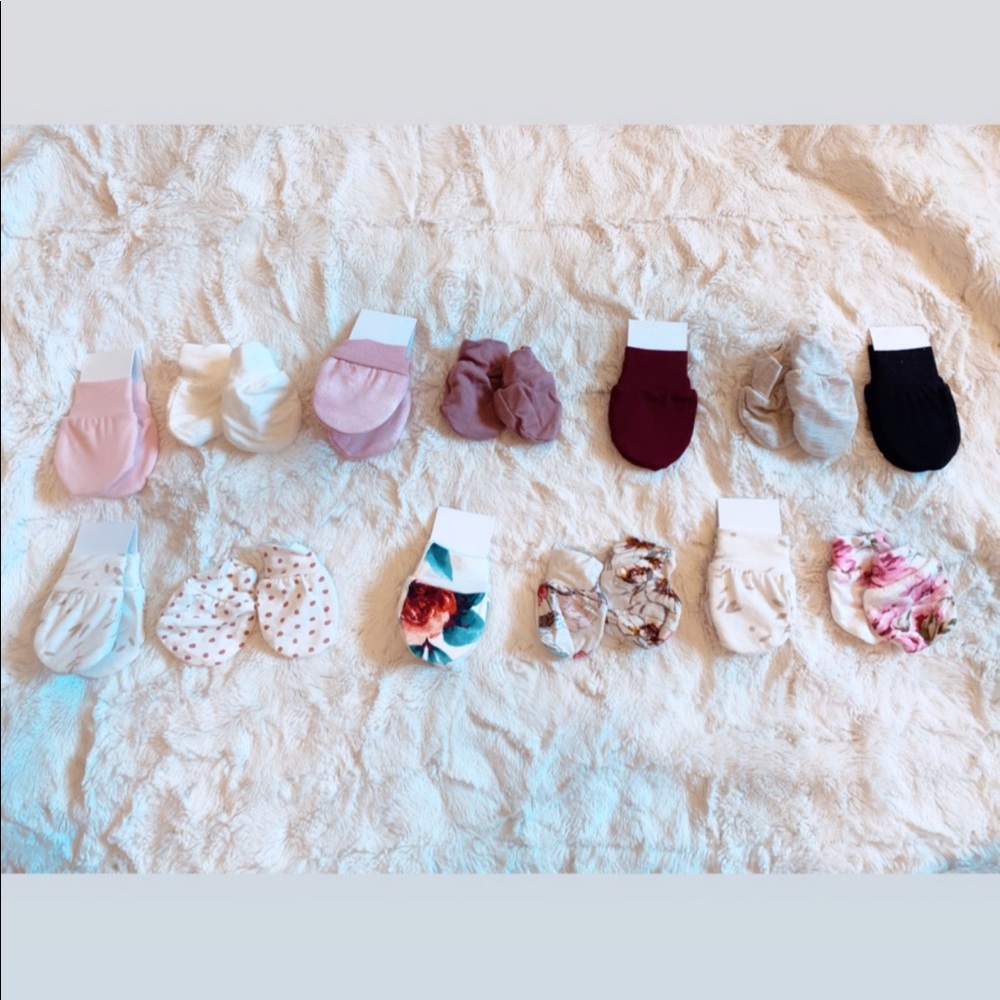 Lou Lou & Company No scratch newborn mittens